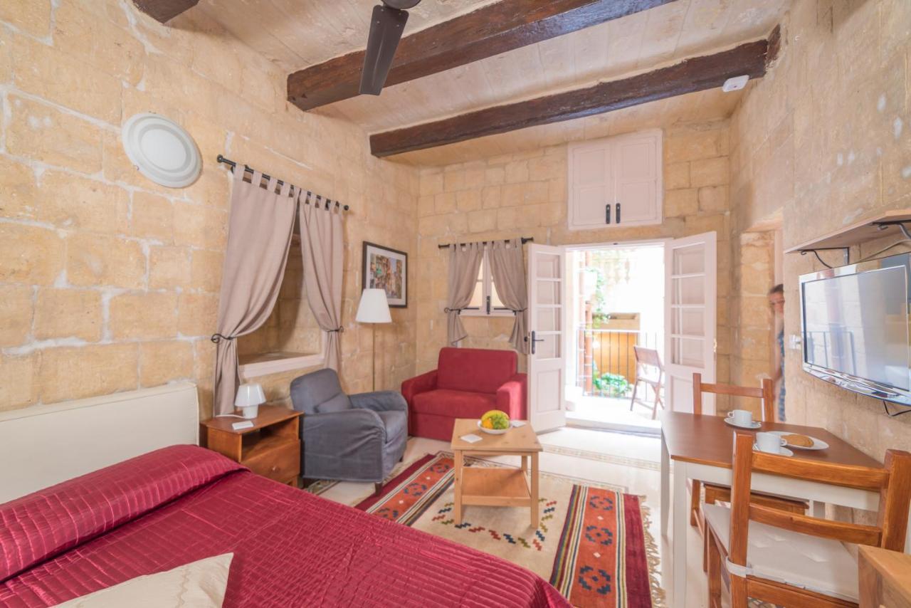 Casa San Carlo Lägenhet Valletta Exteriör bild