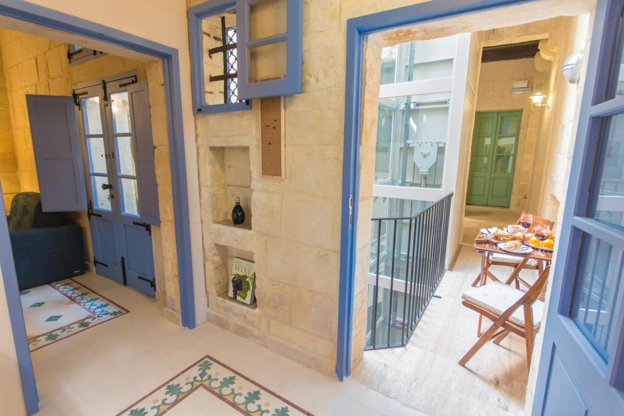 Casa San Carlo Lägenhet Valletta Exteriör bild