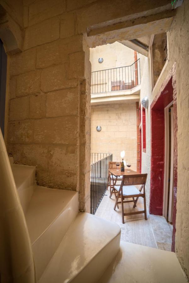 Casa San Carlo Lägenhet Valletta Exteriör bild