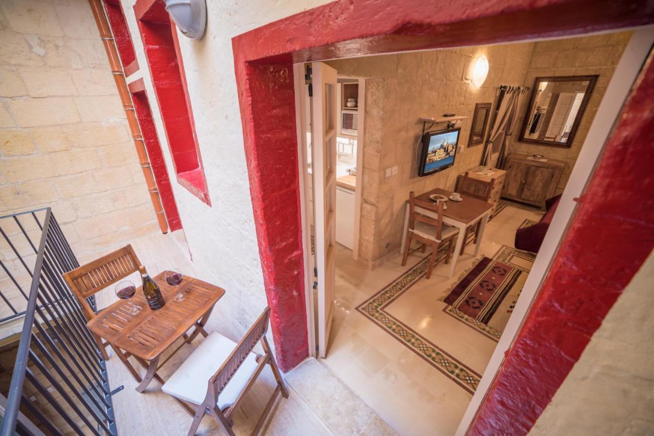Casa San Carlo Lägenhet Valletta Exteriör bild