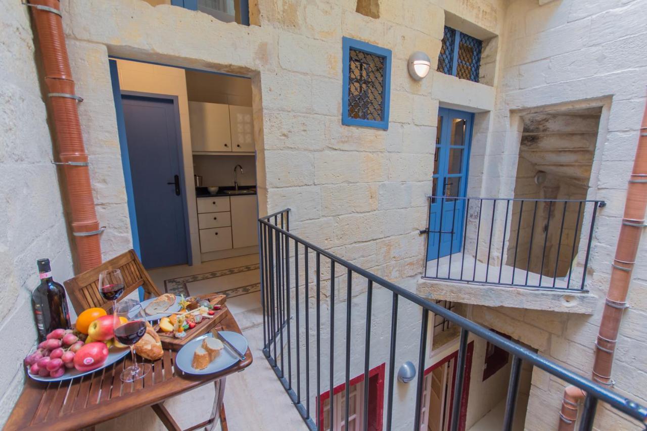 Casa San Carlo Lägenhet Valletta Exteriör bild