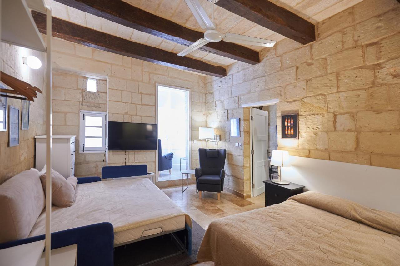 Casa San Carlo Lägenhet Valletta Exteriör bild
